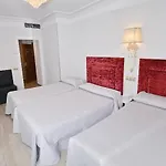 מלון B&B Hotel Salamanca Centro Artheus 4*