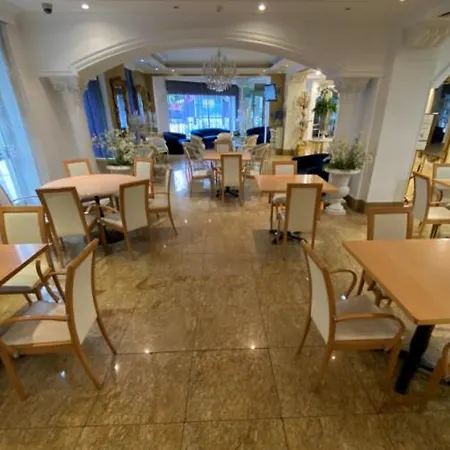 Hotel Artheus Carmelitas 4*