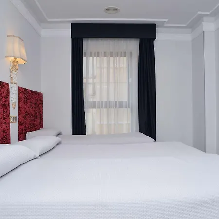Centro Artheus Szálloda 4*
