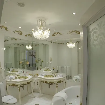 Centro Artheus 4* سلامنكا