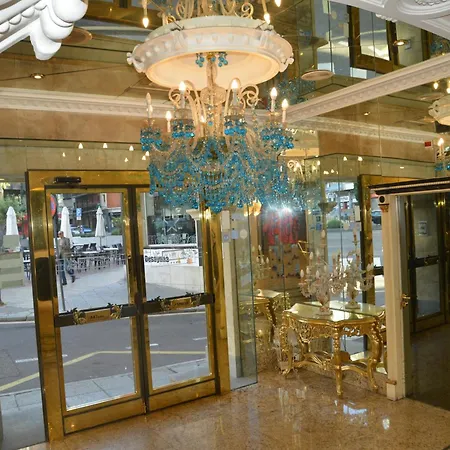 B&B Hotel Salamanca Centro Artheus 4* סלאמנקה