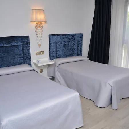 מלון B&B Hotel Salamanca Centro Artheus