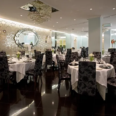 Hotel Artheus Carmelitas