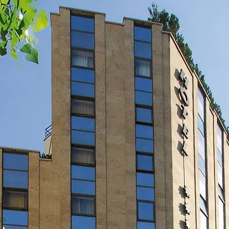 Centro Artheus מלון