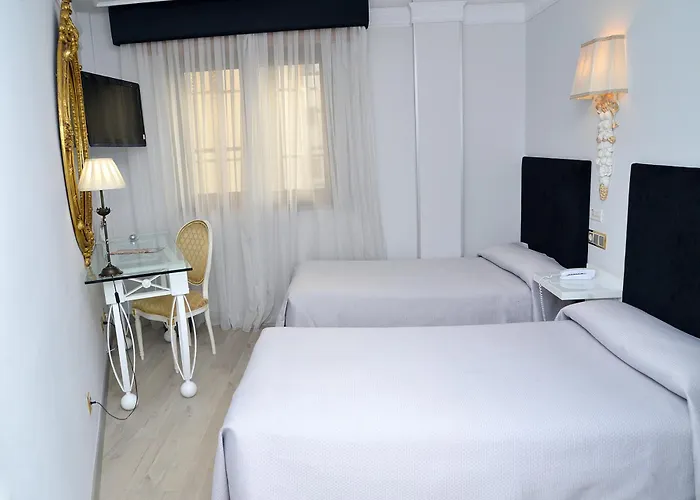 아르테우스 카르멜리타스 호텔