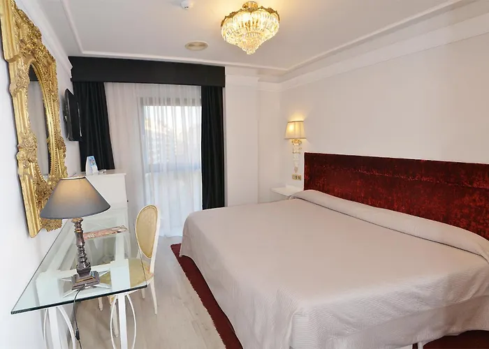 호텔 아르테우스 카르멜리타스 살라망카