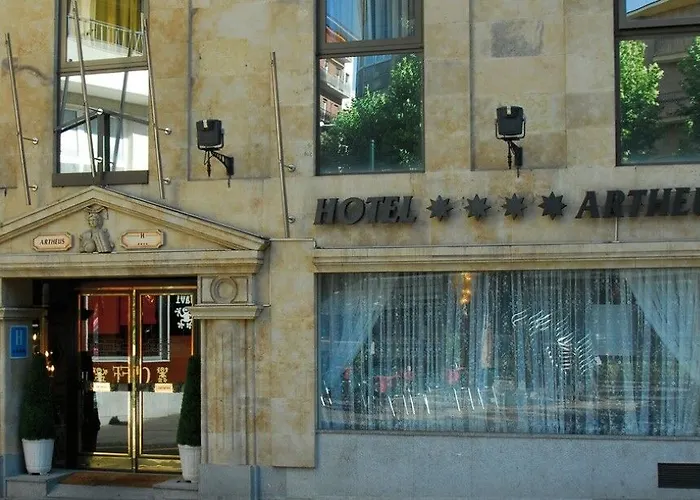 아르테우스 카르멜리타스 호텔