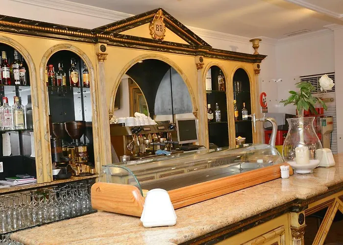 아르테우스 카르멜리타스 호텔 4*