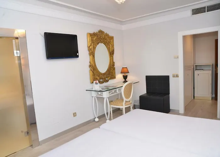 아르테우스 카르멜리타스 4*